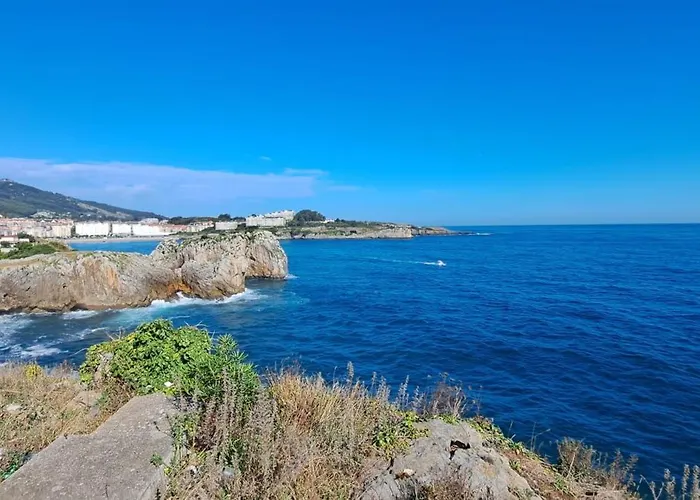 Appartamento El Patio De Vespasiano - En El Puerto Frente A La Iglesia De Santa Maria Castro Urdiales
