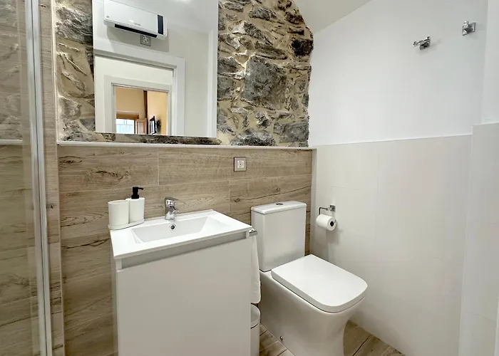 Apartment El Patio De Vespasiano - En El Puerto Frente A La Iglesia De Santa Maria Castro Urdiales