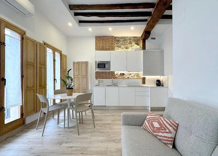 Apartment El Patio De Vespasiano - En El Puerto Frente A La Iglesia De Santa Maria Castro Urdiales