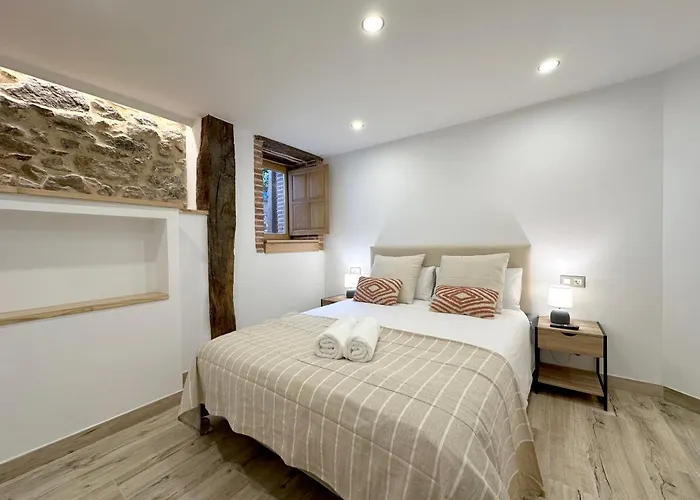 Apartment El Patio De Vespasiano - En El Puerto Frente A La Iglesia De Santa Maria Castro Urdiales